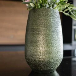 Noor Plant Vase - Velvet Green -Indoor Plants Noor Plant Vase Velvet Green 1
